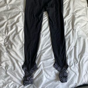 Beyond yoga leggings